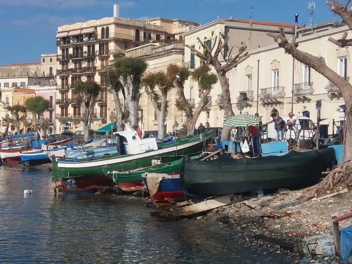 La Casa Del Nonno Bed & Breakfast Milazzo