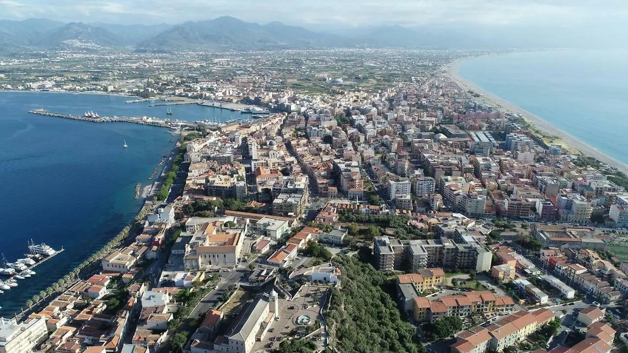 La Casa Del Nonno Bed & Breakfast Milazzo 0*,